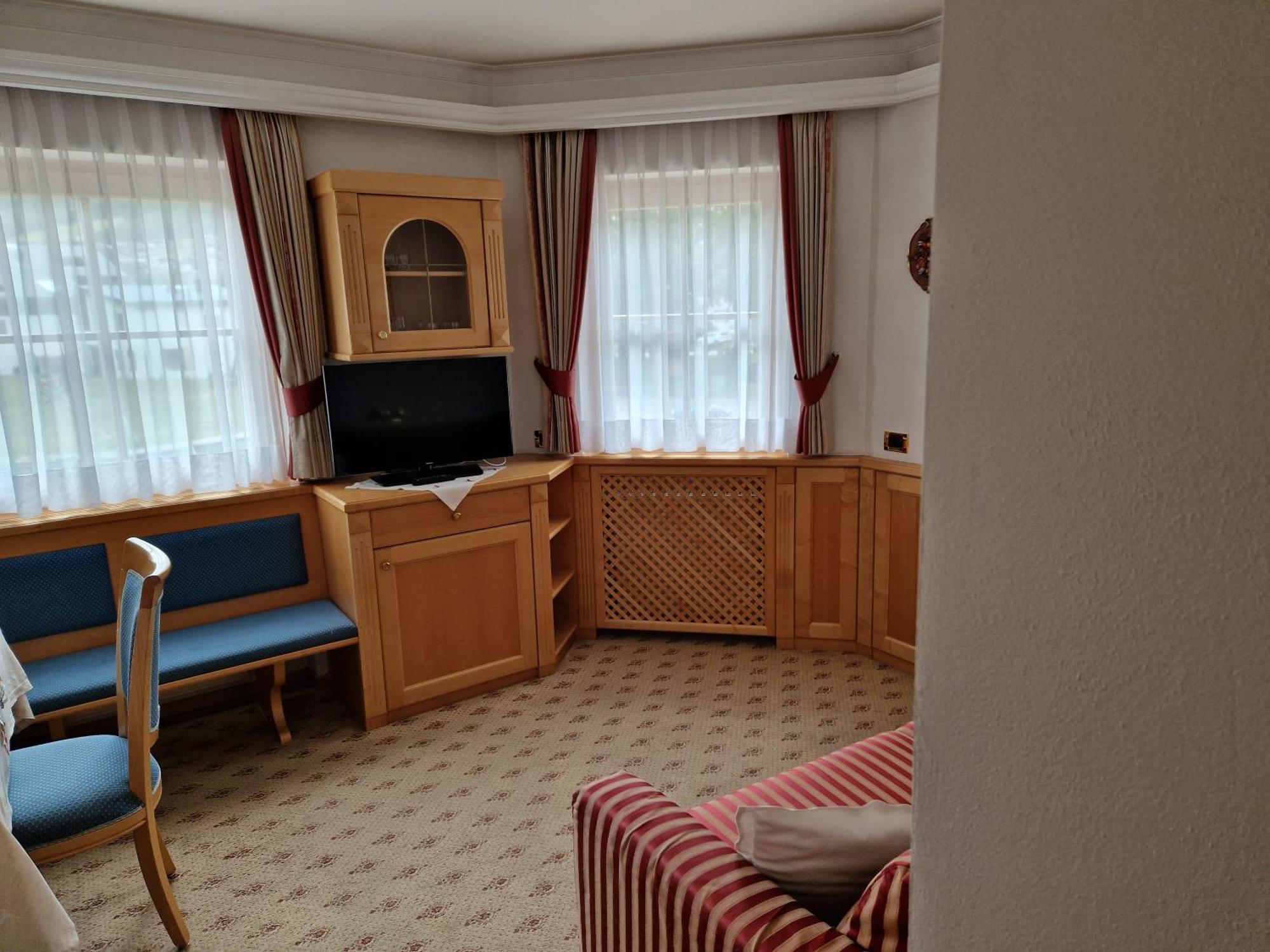 Residence Ciastel Ortisei Extérieur photo