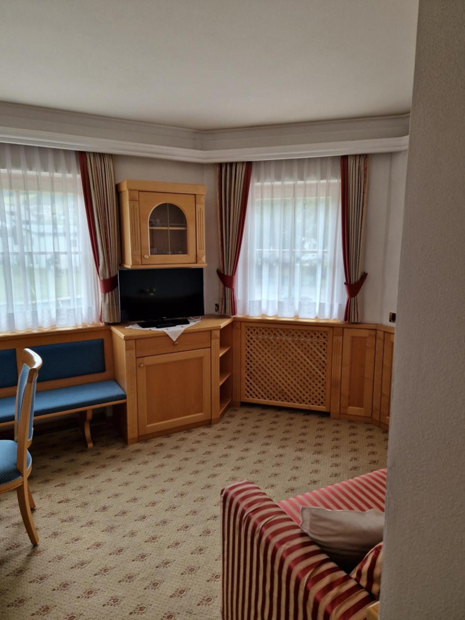 Residence Ciastel Ortisei Extérieur photo