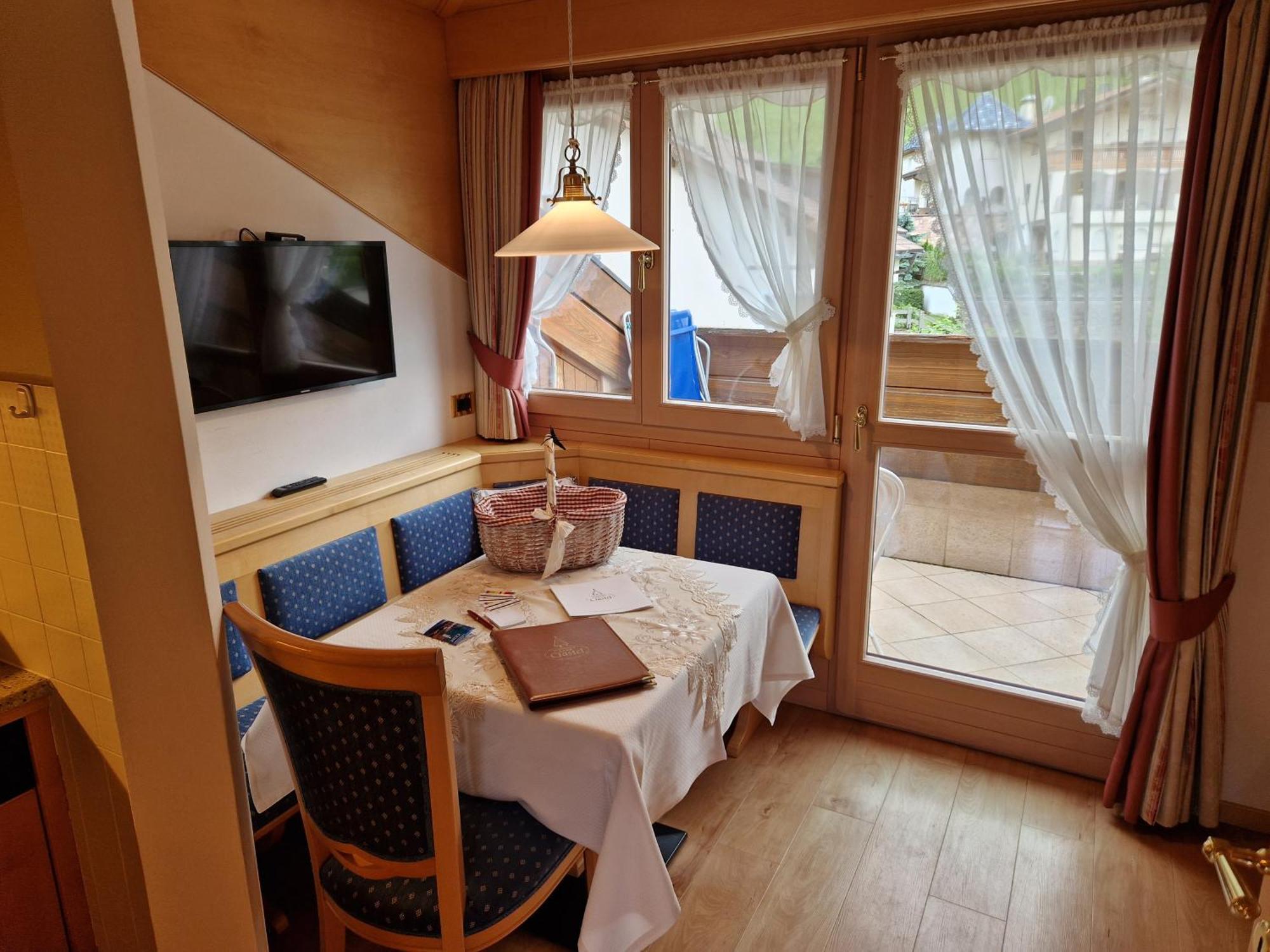 Residence Ciastel Ortisei Extérieur photo